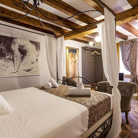 Apartamento Il Nido Di San Stae Venecia Exterior foto