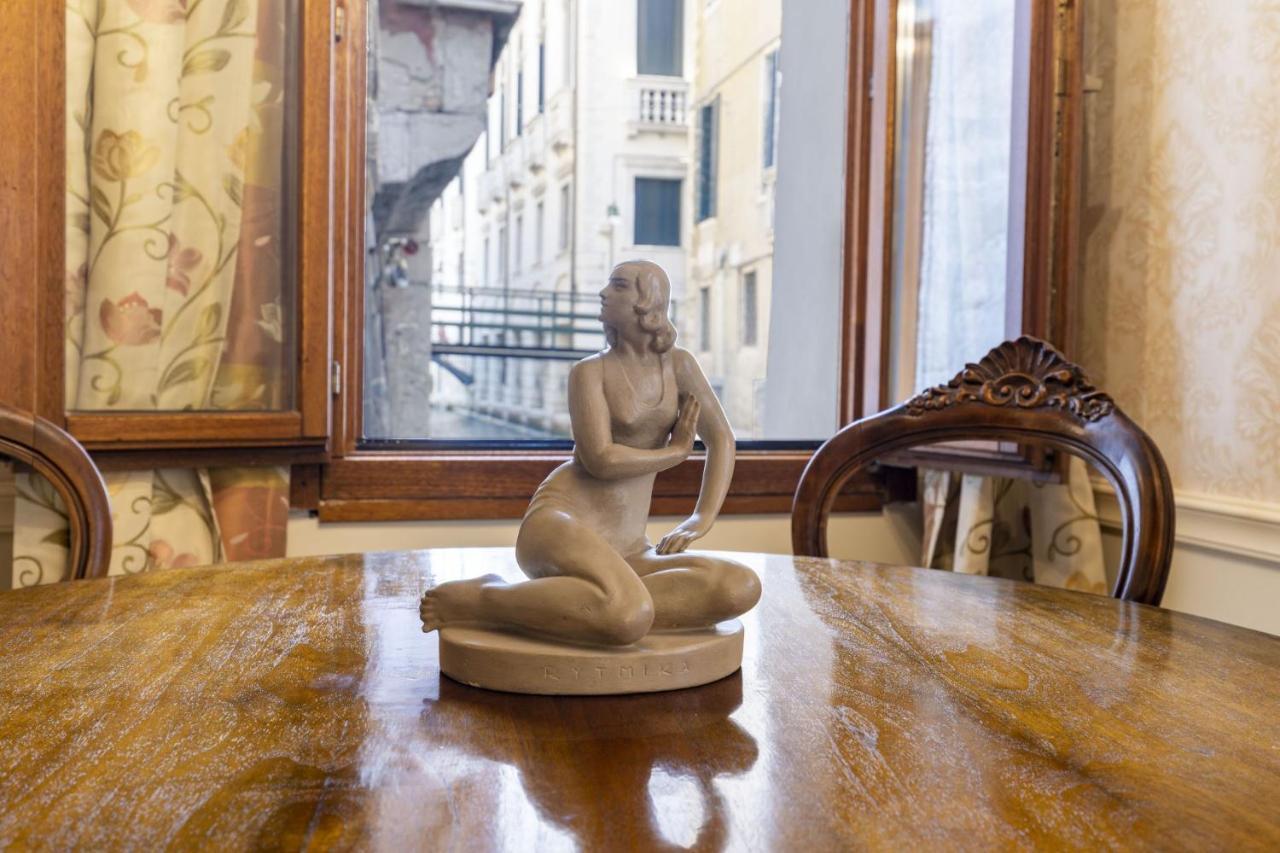 Apartamento Il Nido Di San Stae Venecia Exterior foto